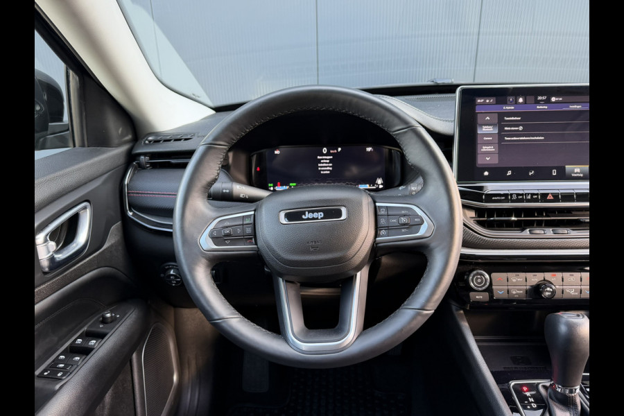 Jeep Compass 1.5T e-Hybrid High Altitude | Winter pack | Apple carplay/Android Auto | Camera | 19'' LMV Glossy black