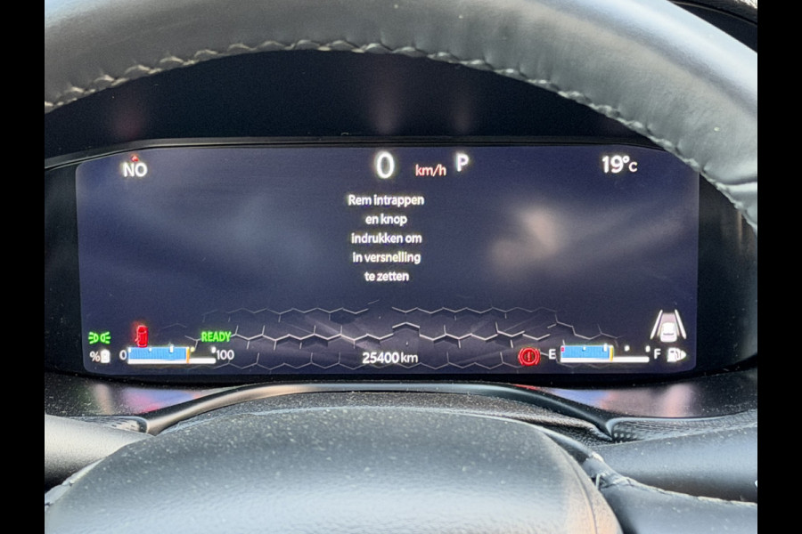 Jeep Compass 1.5T e-Hybrid High Altitude | Winter pack | Apple carplay/Android Auto | Camera | 19'' LMV Glossy black