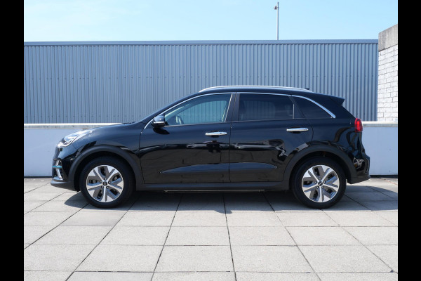 Kia e-Niro DynamicPlusLine 64 kWh | SOH 96,8% | 3Fase | Cruise | Schuif-kanteldak | Navi | keyless | Carplay |