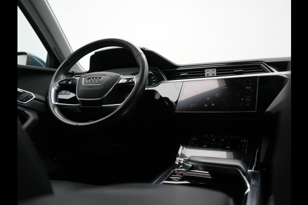 Audi Q8 e-tron 55 quattro Advanced Edition 115 kWh 408pk Dealer O.H | Panodak | Head Up | 360 Camera | Bang & Olufsen | Lederen Sportstoelen Massage & Memory | Stoelventilatie & Verwarming | Cruise Control | Keyless | Virtual | Navigatie | DAB | 21" L.M |