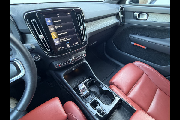 Volvo XC40 1.5 T5 262pk Recharge Inscription PHEV Leer Stoel/Stuurverw Carplay Dealer-Onderhouden!