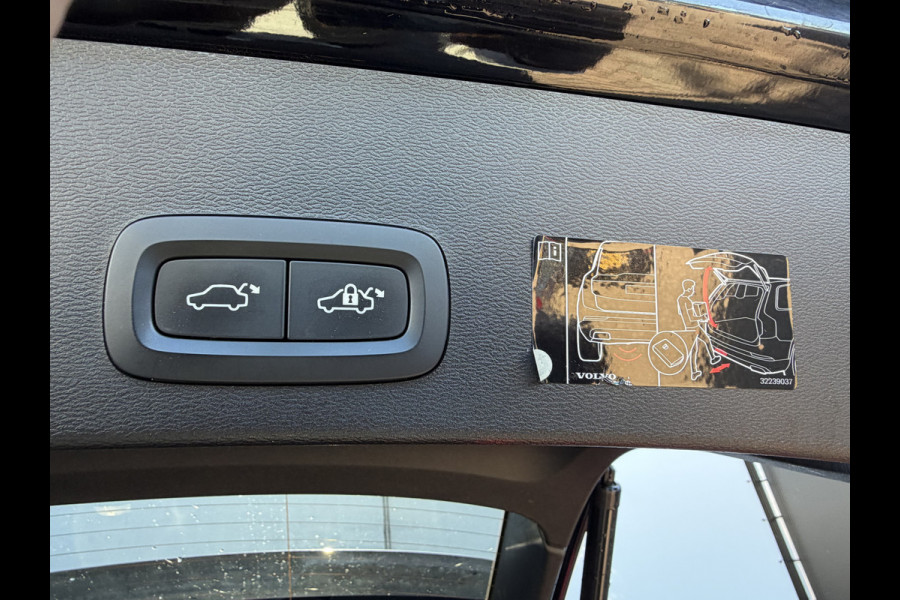 Volvo XC40 1.5 T5 262pk Recharge Inscription PHEV Leer Stoel/Stuurverw Carplay Dealer-Onderhouden!