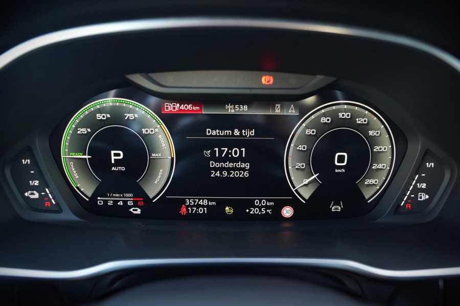 Audi Q3 45 TFSI e Advanced edition | Stoelverwarming | Adaptive Cruise Control | Navigatie | Keyless | Matrix LED | Apple Carplay | DAB | Climate Control | Parkeersensoren | SOH 93,6%