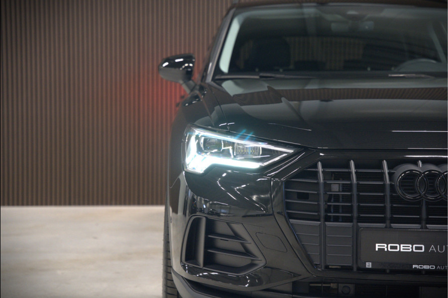 Audi Q3 45 TFSI e Advanced edition | Stoelverwarming | Adaptive Cruise Control | Navigatie | Keyless | Matrix LED | Apple Carplay | DAB | Climate Control | Parkeersensoren | SOH 93,6%