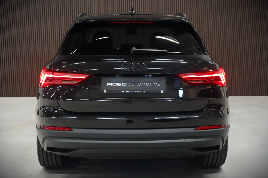 Audi Q3 45 TFSI e Advanced edition | Stoelverwarming | Adaptive Cruise Control | Navigatie | Keyless | Matrix LED | Apple Carplay | DAB | Climate Control | Parkeersensoren | SOH 93,6%
