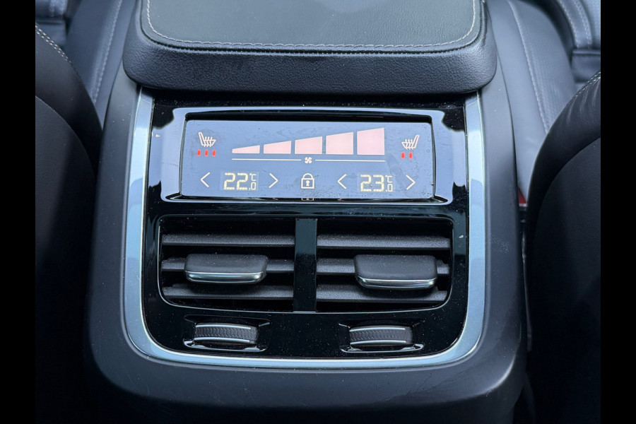 Volvo XC90 2.0 T8 Recharge AWD Ultra Dark | SOH 95% | Massage | Luchtvering | Alcantara | Trekhaak | BTW