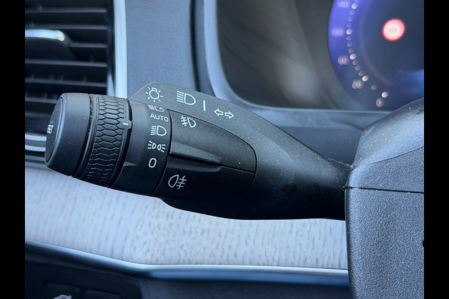 Volvo XC90 2.0 T8 Recharge AWD Ultra Dark | SOH 95% | Massage | Luchtvering | Alcantara | Trekhaak | BTW