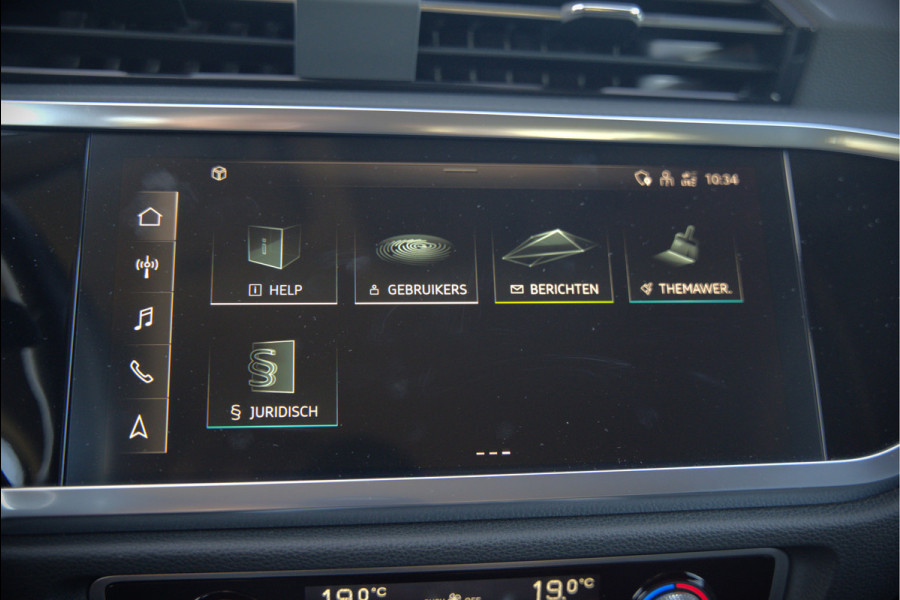 Audi Q3 45 TFSI e Advanced edition | Stoelverwarming | Adaptive Cruise Control | Navigatie | Keyless | Matrix LED | Apple Carplay | DAB | Climate Control | Parkeersensoren | SOH 93,6%