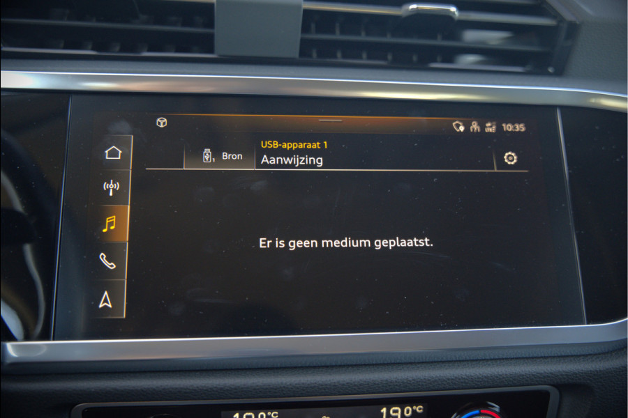 Audi Q3 45 TFSI e Advanced edition | Stoelverwarming | Adaptive Cruise Control | Navigatie | Keyless | Matrix LED | Apple Carplay | DAB | Climate Control | Parkeersensoren | SOH 93,6%