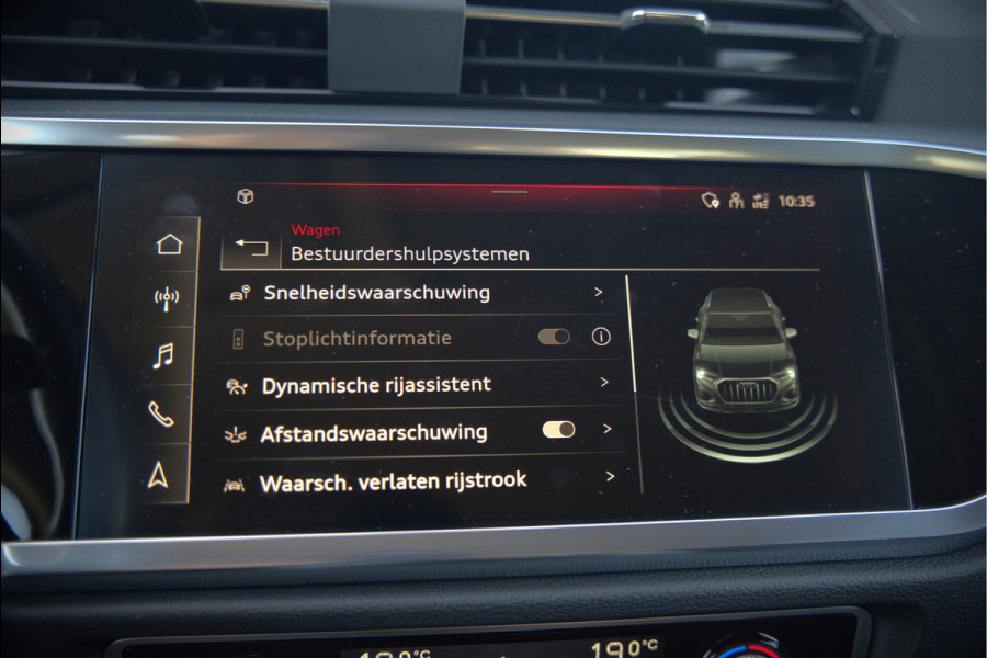 Audi Q3 45 TFSI e Advanced edition | Stoelverwarming | Adaptive Cruise Control | Navigatie | Keyless | Matrix LED | Apple Carplay | DAB | Climate Control | Parkeersensoren | SOH 93,6%