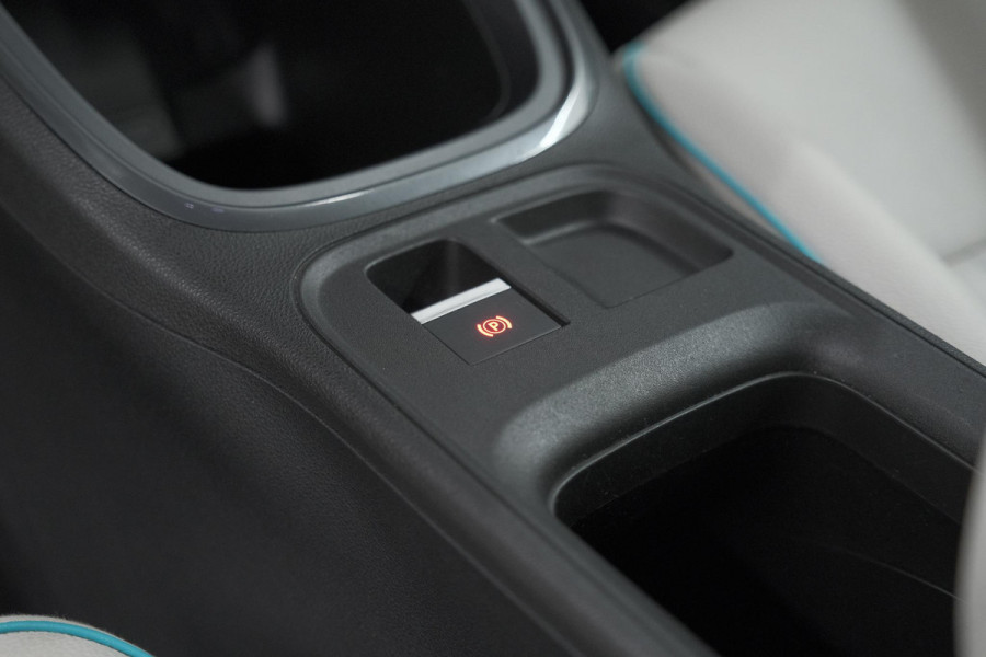 Fiat 600 1.2 Hybrid 110 La Prima | Elektrische Achterklep | Adaptieve Cruise Control | Dodehoekdetectie | Camera