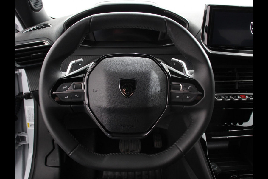 Peugeot 2008 1.2 Hybrid 136 pk Automaat Allure Navigatie Apple Carplay/Android Auto Climate Control Dab Led Parkeer sensoren Cruise Control Stoelverwarming