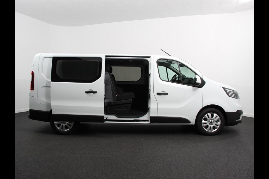 Renault Trafic 2.0 Blue dCi 150 EDC T30 L2H1 Advance Dubbele cabine Navigatie Airco Lichtmetalen velgen Betimmering Trekhaak Camera Parkeer sensoren Dab