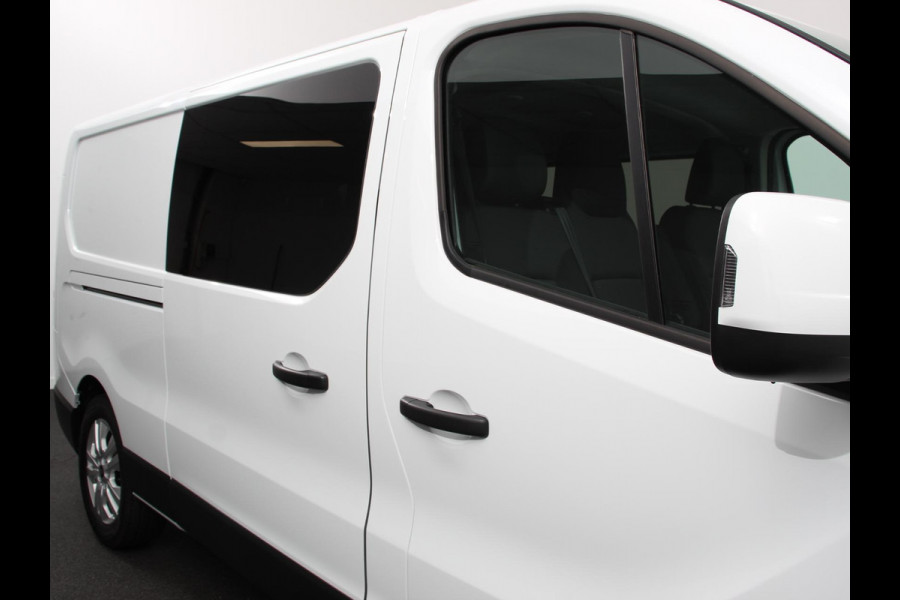 Renault Trafic 2.0 Blue dCi 150 EDC T30 L2H1 Advance Dubbele cabine Navigatie Airco Lichtmetalen velgen Betimmering Trekhaak Camera Parkeer sensoren Dab