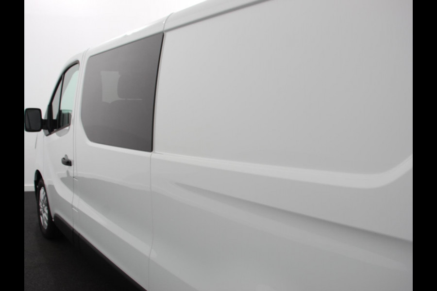 Renault Trafic 2.0 Blue dCi 150 EDC T30 L2H1 Advance Dubbele cabine Navigatie Airco Lichtmetalen velgen Betimmering Trekhaak Camera Parkeer sensoren Dab