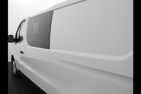 Renault Trafic 2.0 Blue dCi 150 EDC T30 L2H1 Advance Dubbele cabine Navigatie Airco Lichtmetalen velgen Betimmering Trekhaak Camera Parkeer sensoren Dab