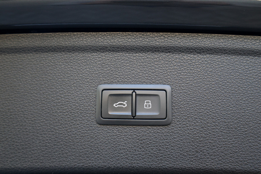Audi Q5 55 TFSI e quattro Competition | TOPSTAAT! | PANO | RS-SEATS | B&O | 360 | STERRENHEMEL | LUXE SFEERVERLICHTING | KEYLESS |