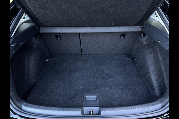 Volkswagen Taigo TSI 95PK LIFE CARPLAY/PDC/STOELVERW.
