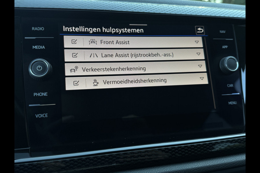 Volkswagen Taigo TSI 95PK LIFE CARPLAY/PDC/STOELVERW.