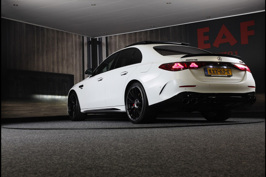 Mercedes-Benz E-Klasse AMG 53 4MATIC+ Night Edition / Hyperscreen / Head Up / Burmester4D / 360 Camera / 4W Sturing / Pano