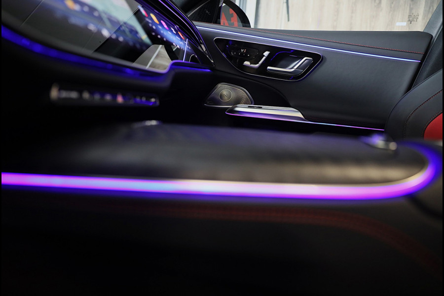 Mercedes-Benz E-Klasse AMG 53 4MATIC+ Night Edition / Hyperscreen / Head Up / Burmester4D / 360 Camera / 4W Sturing / Pano