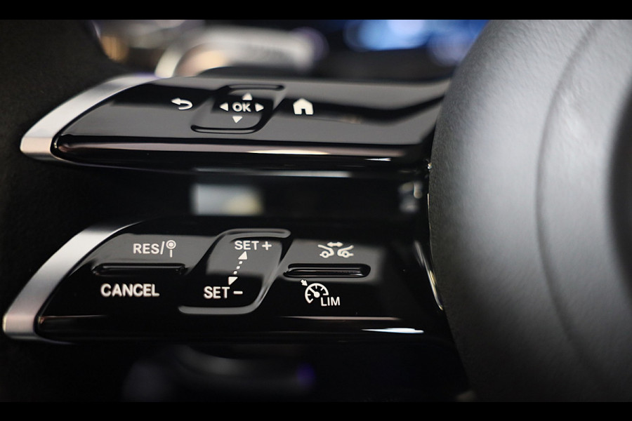 Mercedes-Benz E-Klasse AMG 53 4MATIC+ Night Edition / Hyperscreen / Head Up / Burmester4D / 360 Camera / 4W Sturing / Pano