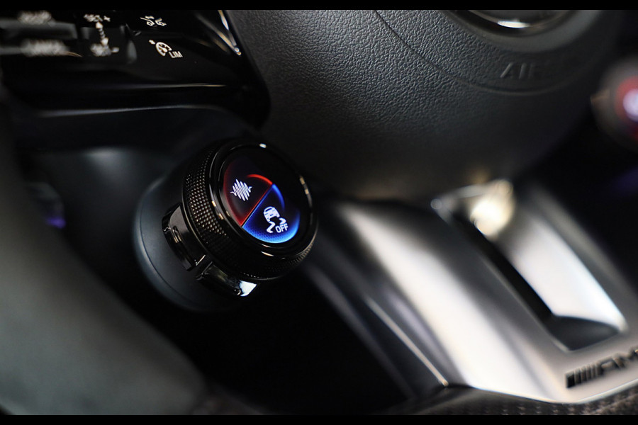 Mercedes-Benz E-Klasse AMG 53 4MATIC+ Night Edition / Hyperscreen / Head Up / Burmester4D / 360 Camera / 4W Sturing / Pano