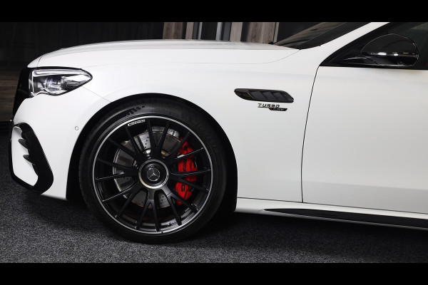 Mercedes-Benz E-Klasse AMG 53 4MATIC+ Night Edition / Hyperscreen / Head Up / Burmester4D / 360 Camera / 4W Sturing / Pano