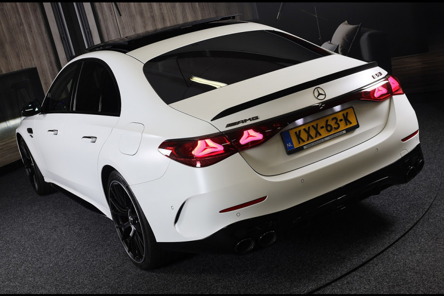 Mercedes-Benz E-Klasse AMG 53 4MATIC+ Night Edition / Hyperscreen / Head Up / Burmester4D / 360 Camera / 4W Sturing / Pano