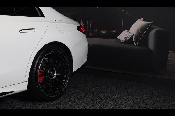Mercedes-Benz E-Klasse AMG 53 4MATIC+ Night Edition / Hyperscreen / Head Up / Burmester4D / 360 Camera / 4W Sturing / Pano