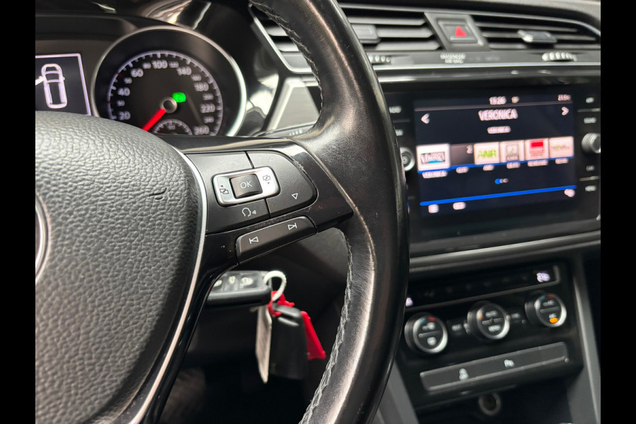 Volkswagen Touran 1.4 TSI Comfortline 7persoons / Carplay / Trekhaak
