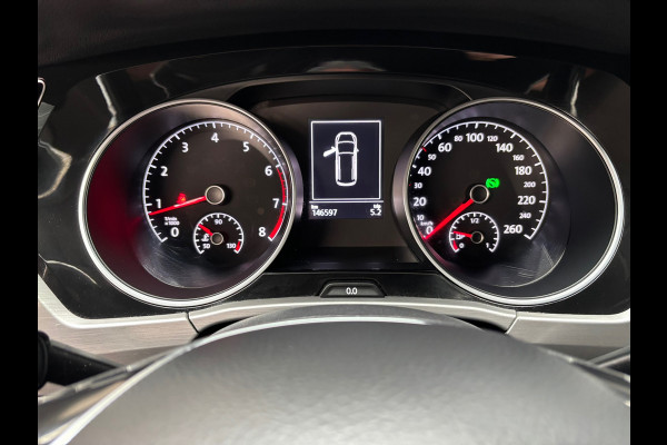Volkswagen Touran 1.4 TSI Comfortline 7persoons / Carplay / Trekhaak