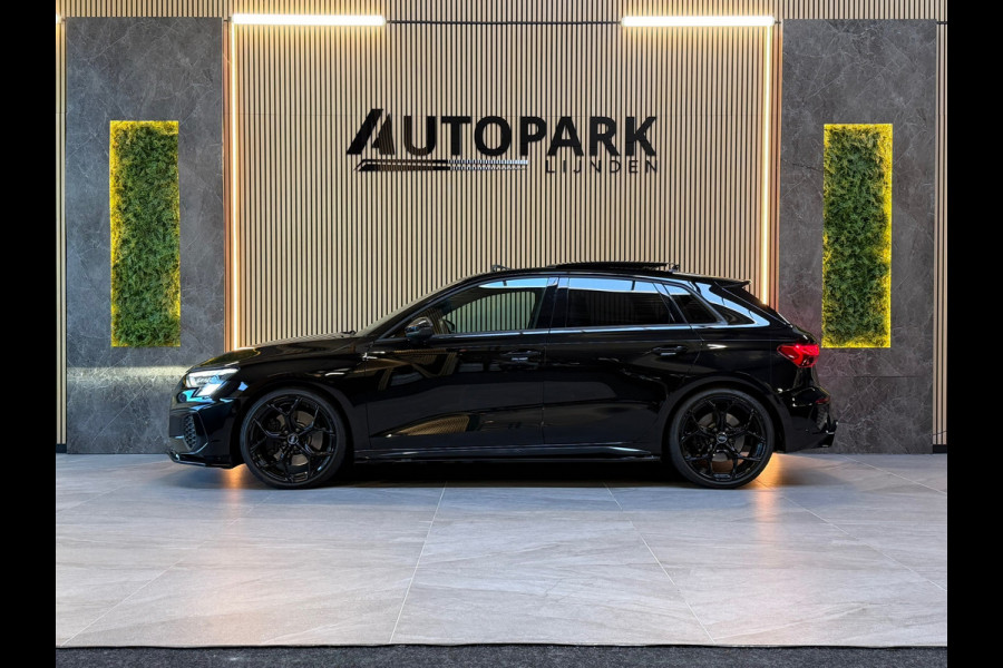 Audi S3 Sportback 2.0 TFSI S3 quattro |PANORAMADAK|MATRIXLED|310PK|DEALER ONDERHOUDEN|SFEERVERLICHTING|CARPLAY|CAMERA|VOL!