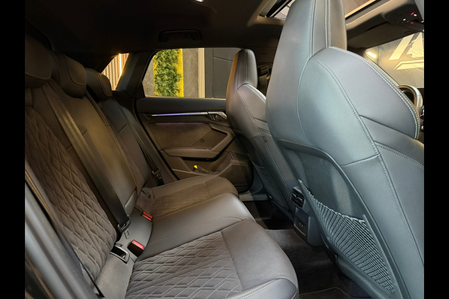 Audi S3 Sportback 2.0 TFSI S3 quattro |PANORAMADAK|MATRIXLED|310PK|DEALER ONDERHOUDEN|SFEERVERLICHTING|CARPLAY|CAMERA|VOL!