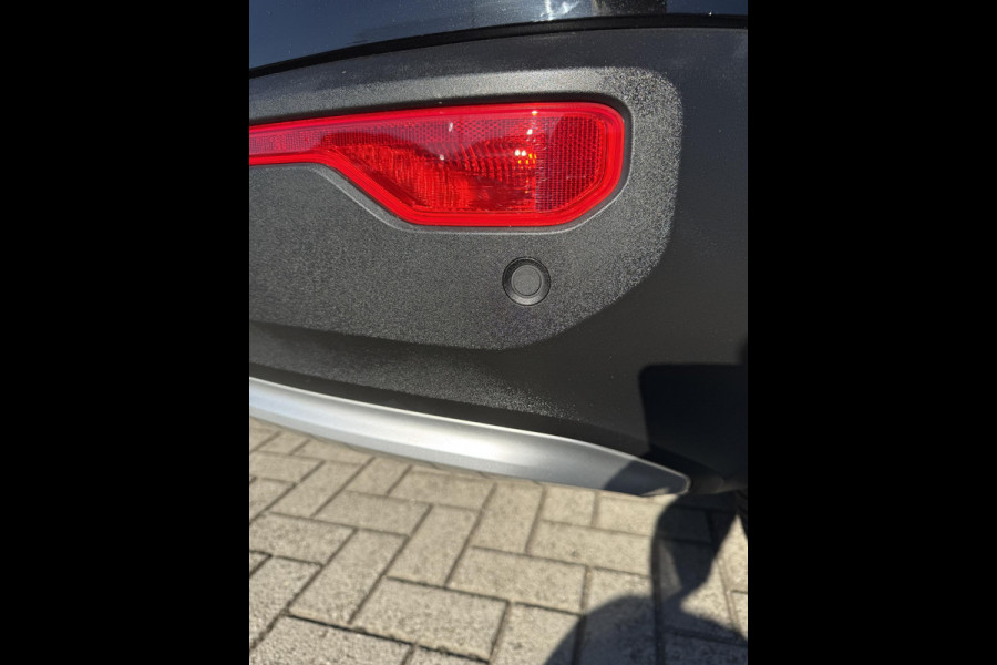 Volvo XC40 1.5 T4 Plug-in hybrid Plus Bright NL-AUTO | 360 CAMERA | STOELVERWARMING