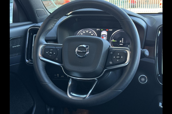Volvo XC40 1.5 T4 Plug-in hybrid Plus Bright NL-AUTO | 360 CAMERA | STOELVERWARMING
