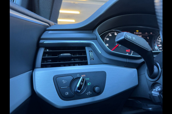 Audi A4 Avant S-LINE / NAP !! / PANO / CRUISE / CLIMATE / FLIPPERS / P.SENSOREN / BLUETOOTH / LEDER-ALCANTARA / ISOFIX / 20 INCH !