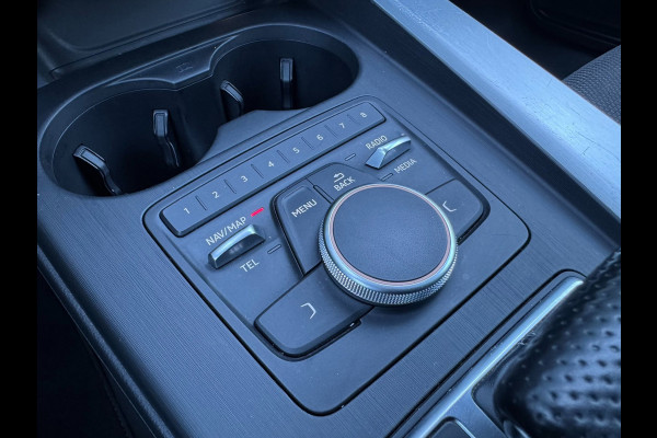 Audi A4 Avant S-LINE / NAP !! / PANO / CRUISE / CLIMATE / FLIPPERS / P.SENSOREN / BLUETOOTH / LEDER-ALCANTARA / ISOFIX / 20 INCH !