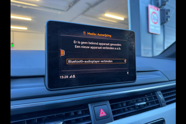 Audi A4 Avant S-LINE / NAP !! / PANO / CRUISE / CLIMATE / FLIPPERS / P.SENSOREN / BLUETOOTH / LEDER-ALCANTARA / ISOFIX / 20 INCH !