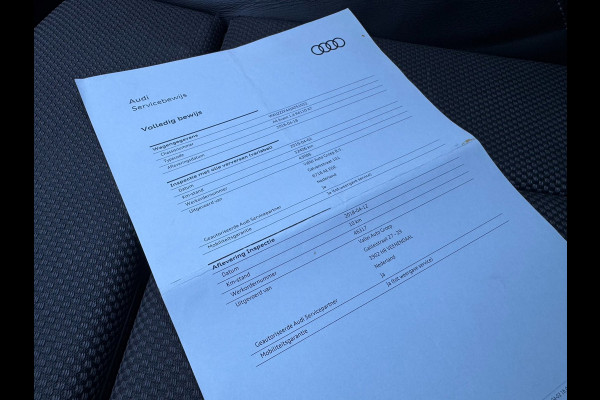 Audi A4 Avant S-LINE / NAP !! / PANO / CRUISE / CLIMATE / FLIPPERS / P.SENSOREN / BLUETOOTH / LEDER-ALCANTARA / ISOFIX / 20 INCH !