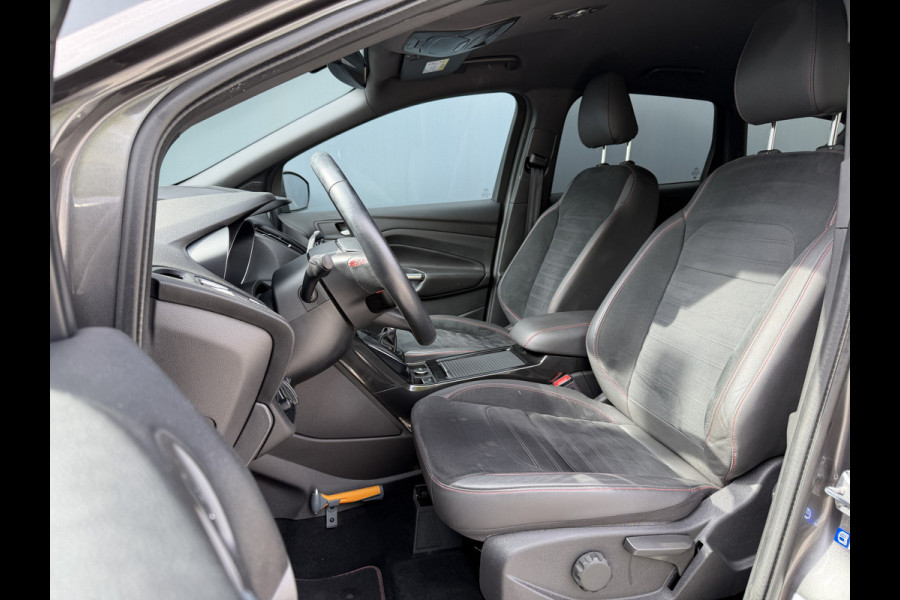 Ford Kuga BWJ 2018 | 1.5T 150PK ST Line | TREKHAAK | CLIMA | NAVI | 18'' LMV | CAMERA A | PDC | LED | CARPLAY |