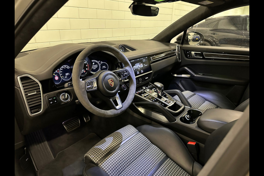 Porsche Cayenne Coupé 4.0 Turbo S E-Hybrid Carbon|Ceramic|VOL