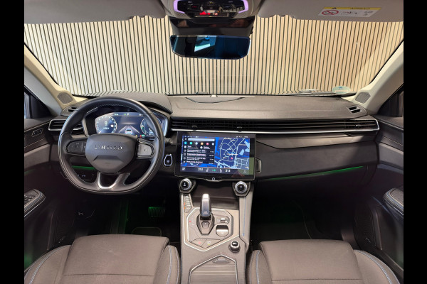 Lynk & Co 01 261PK PLUG-IN HYBRIDE PANORAMADAK AIRCO CAMERA CRUISE PDC STOELVERWARMING APPLE CARPLAY