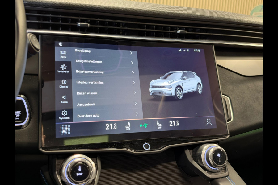 Lynk & Co 01 261PK PLUG-IN HYBRIDE PANORAMADAK AIRCO CAMERA CRUISE PDC STOELVERWARMING APPLE CARPLAY