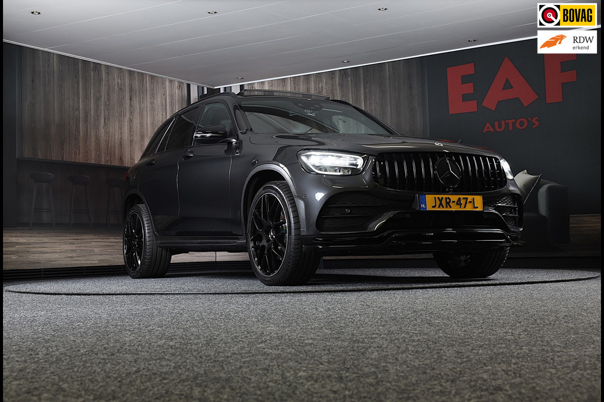 Mercedes-Benz GLC 300e 4MATIC AMG 63 Look / Digital Cockpit / Camera / Cruise Control / Augmented Reality / Open Pano / 21