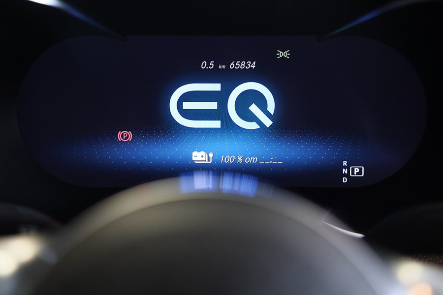 Mercedes-Benz GLC 300e 4MATIC AMG 63 Look / Digital Cockpit / Camera / Cruise Control / Augmented Reality / Open Pano / 21