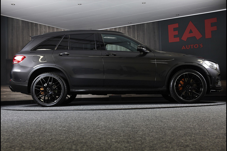 Mercedes-Benz GLC 300e 4MATIC AMG 63 Look / Digital Cockpit / Camera / Cruise Control / Augmented Reality / Open Pano / 21