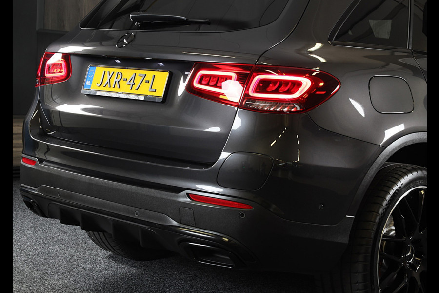 Mercedes-Benz GLC 300e 4MATIC AMG 63 Look / Digital Cockpit / Camera / Cruise Control / Augmented Reality / Open Pano / 21