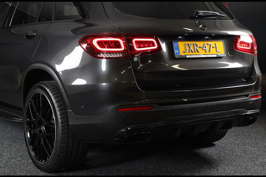 Mercedes-Benz GLC 300e 4MATIC AMG 63 Look / Digital Cockpit / Camera / Cruise Control / Augmented Reality / Open Pano / 21