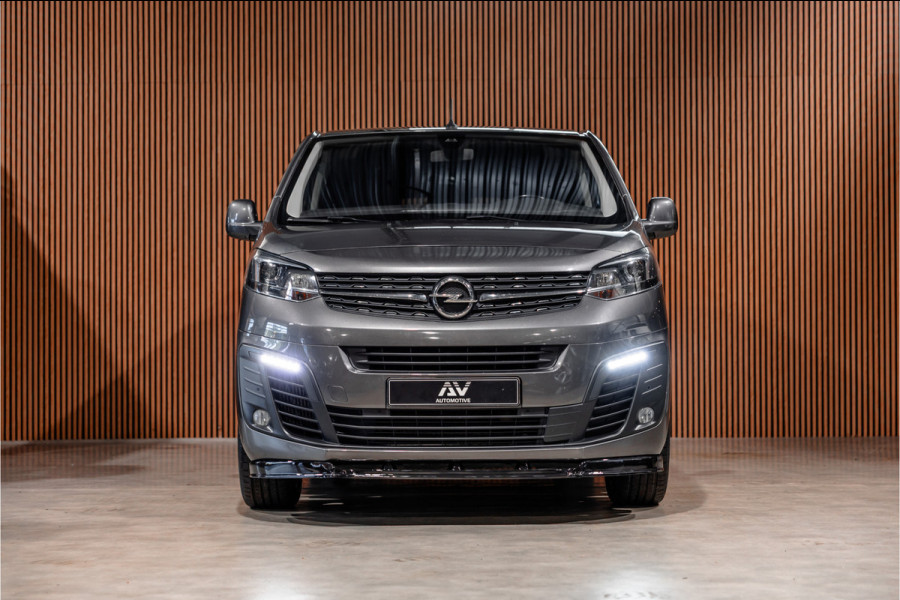 Opel Vivaro 2.0 CDTI 177 PK L3H1 DC Innovation | Marge | BTW & BPM Vrij | L+R Schuifdeur | CarPlay | Camera | Navigatie | Bi-Xenon | Blind Spot | Trekhaak | F1 Flippers | Cruise control | Nieuwe APK